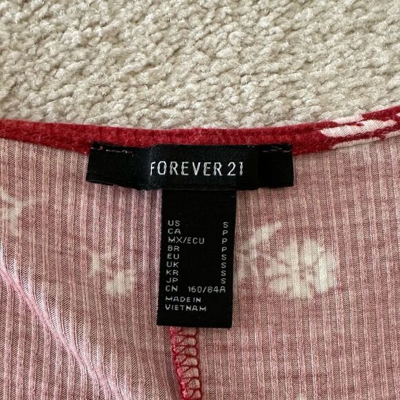 Forever 21 stretchy flower printed red bodysuit with clasp buttons (S) - Picture 3 of 3